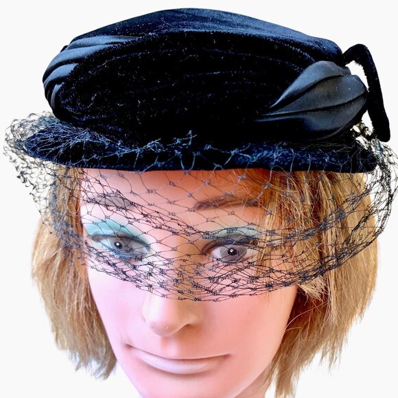 Vintage Black Velvet Satin Pillbox Hat Veil 1950s 60s Cocktail Formal main image 12